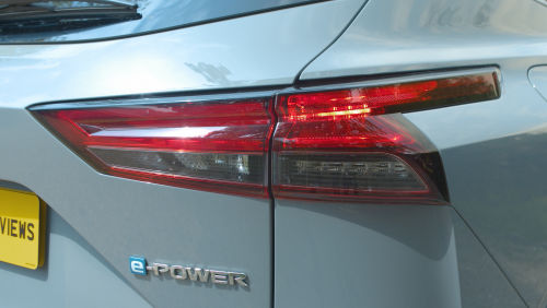 NISSAN QASHQAI HATCHBACK 1.5 E-Power 205 Tekna+ 5dr Auto view 2